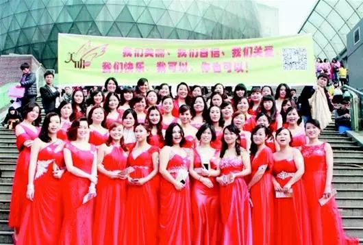 在咖啡馆做什么最便宜女生_便宜咖啡店_咖啡馆点什么咖啡适合女生