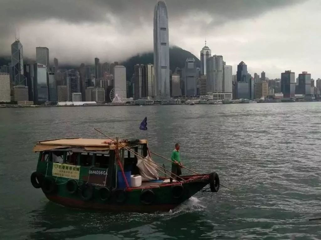 海南金18国际_海南金勺子国际美食_海南勺子美食国际金店地址